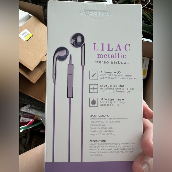 Earbuds - Picture 2 of 5